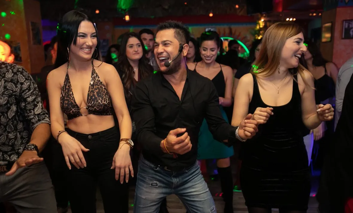 Fuego Latin Club, fiesta latina real en Atenas